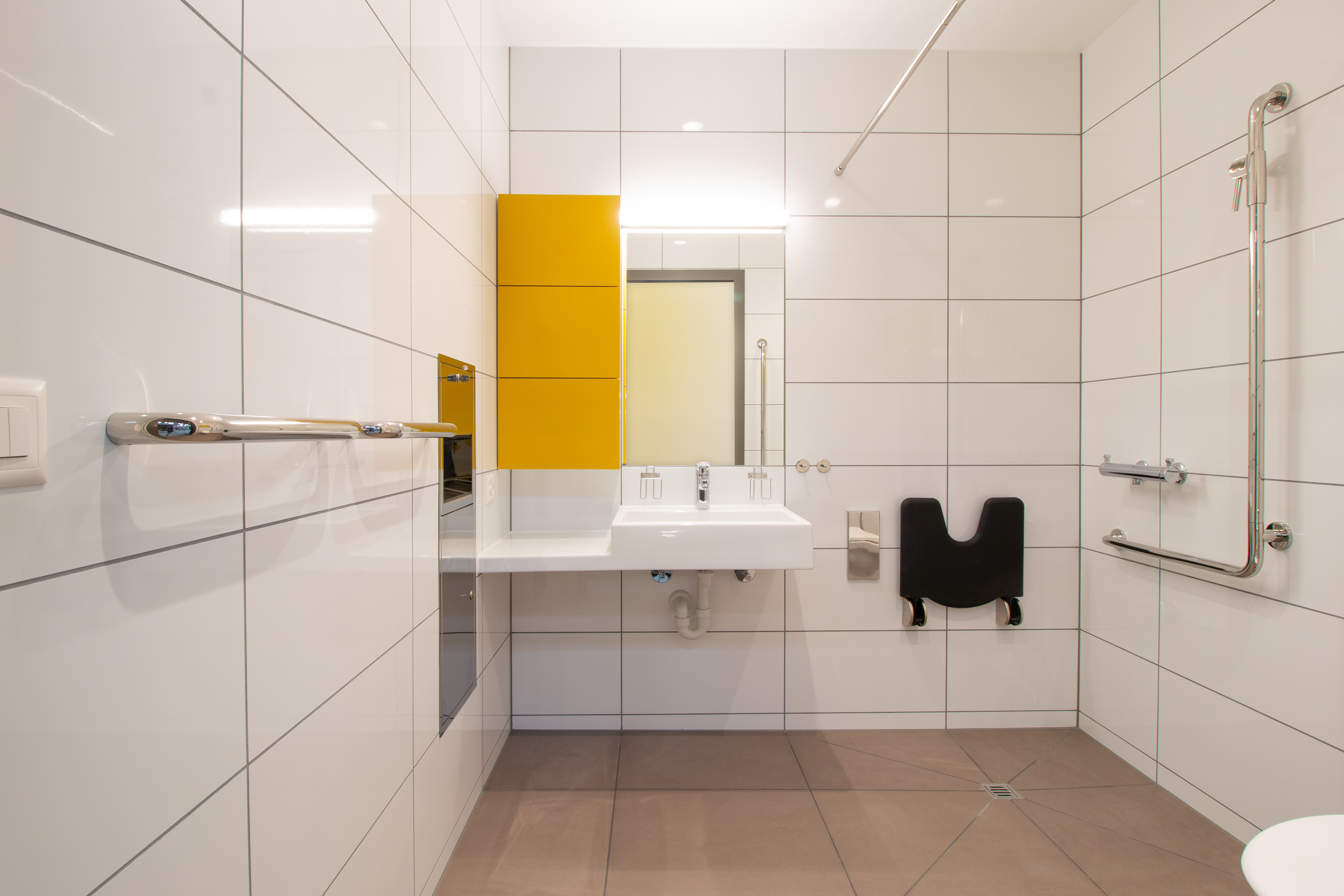 Prefabricated bathroom pods for Hospital Neubau Pflegezentrum Spital Limmattal in Schlieren