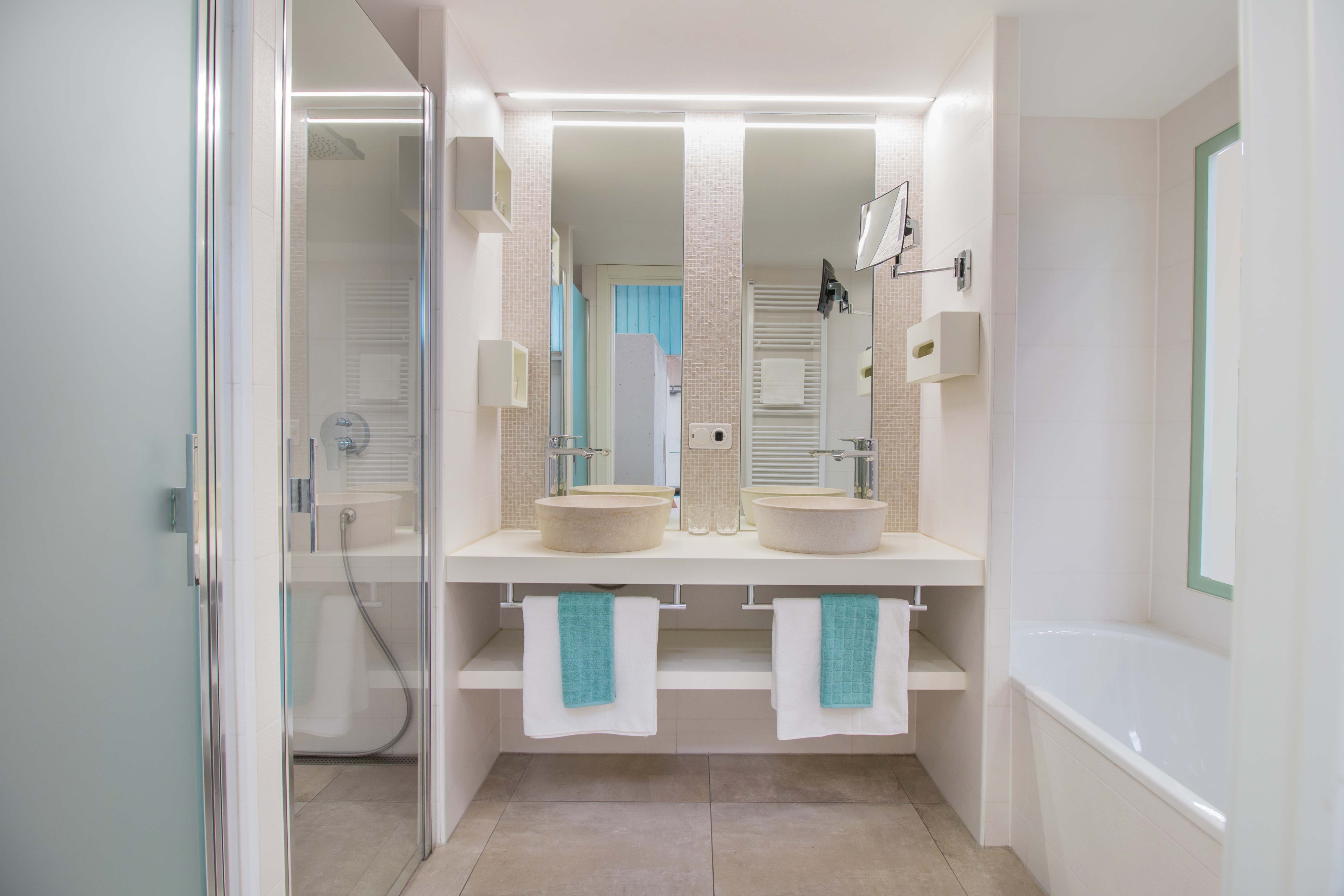 Modular bathrooms for SPA Hotel in Saillon